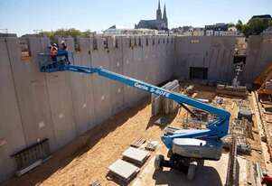 Genie S-60 FE Hybrid Boom Lift