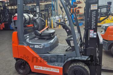 Toyota Compact 2.0 Ton LPG Forklift | 4.5m Lift | Compact & Reliable