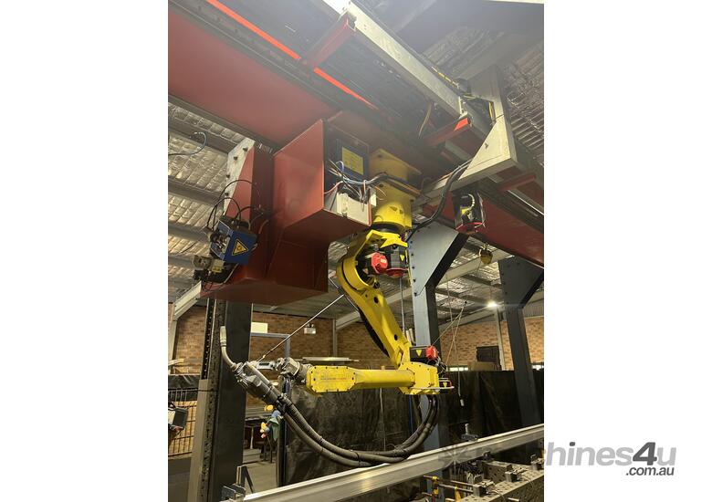 caption Fanuc ARC Mate 120iB/10L, powerwave 455m.