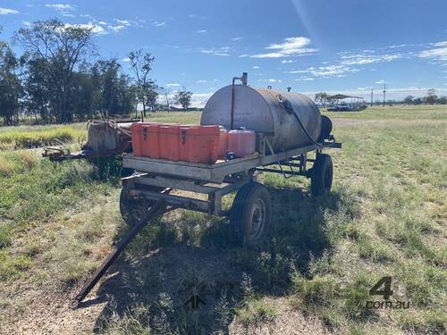 caption CUSTOM 2000L Fuel Trailer