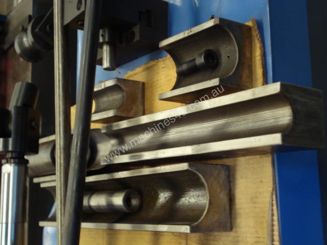 caption SALBEND NC Tube Bender