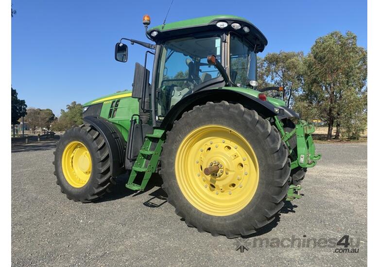 caption 2012 John Deere 7200R Row Crop Tractors