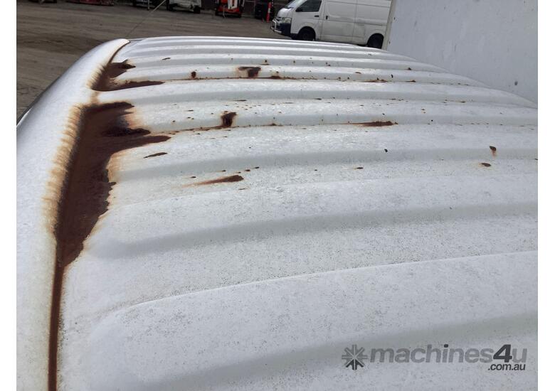 caption 2008 Hino 300 616 Curtainsider