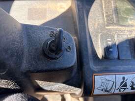 2014 John Deere 855D ATV 4WD - picture0' - Click to enlarge