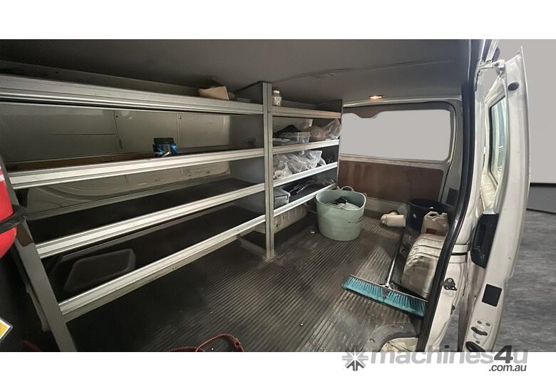 caption 2015 Toyota Hiace LWB (4x2) Diesel Van (MY14)