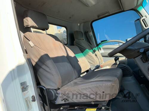 2018 Isuzu NPS 75-155 Service Body / Crane Truck