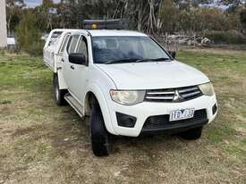 2014 Mitsubishi Triton Dual Cab Ute - VIC - picture0' - Click to enlarge