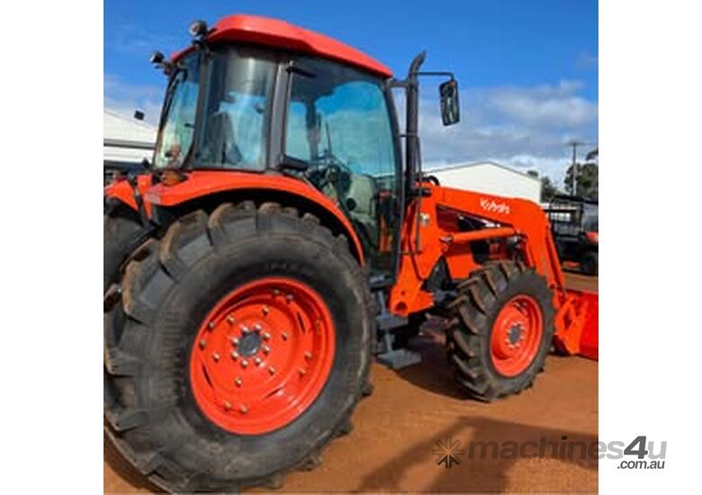 Kubota M9540DCH Dual Speed Tractor
