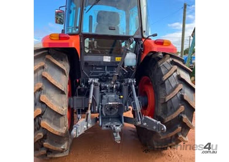 Kubota M9540DCH Dual Speed Tractor
