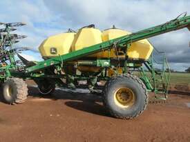 John Deere Air Seeder Cart - picture0' - Click to enlarge