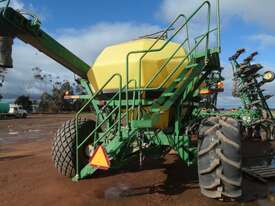 John Deere Air Seeder Cart - picture2' - Click to enlarge