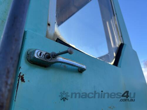 1990 Kobelco LK400 Articulated Wheel Loader