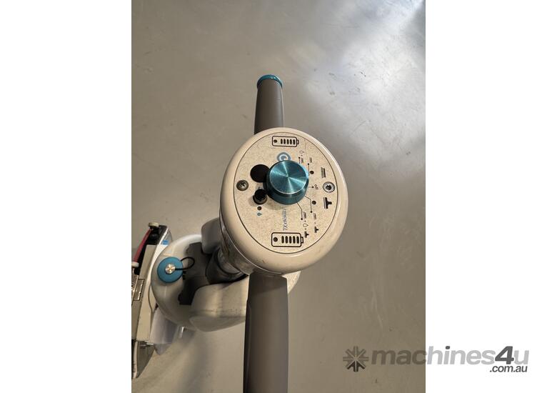 **2 IN STOCK** i-mop XL Pro + 1 set of batteries and charger