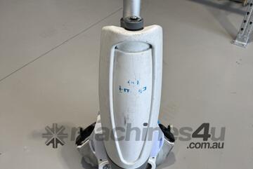 i-mop XL Pro + 1 set of batteries and charger (2 in stock)