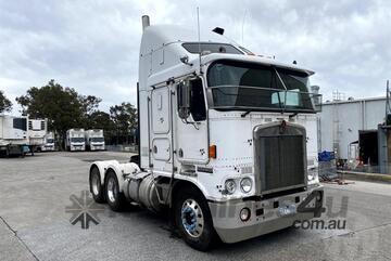 Kenworth   K104