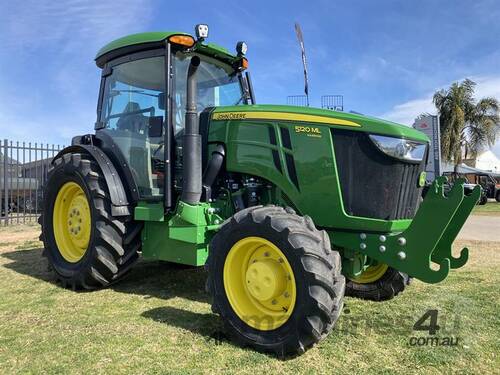caption John Deere 5120 ML Narrow