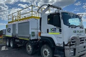 Isuzu 2023   FYH300-350 PB74