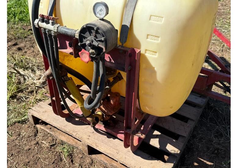 Hardi Boom Spray - 400 litres