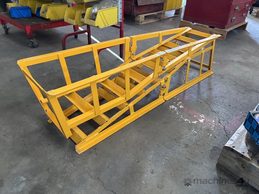 Used 1 x Set of Car Ramps NEW (1178449)