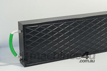 UHMWPE OUTRIGGER PLANKS TOUGH, RELIABLE, AFFORDABLE