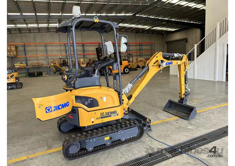 XCMG XE17U Mini Excavator – Stock Clearance – Kubota Engine + Bucket Set