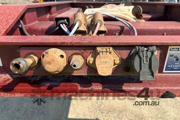 2017 Barker Heavy Duty Tri Axle Tri Axle Skel Trailer