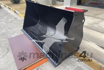 Bucket BEDROCK 906 WLB906GPISO-74-0.9