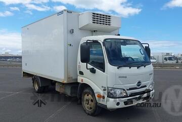 Hino   300 Series