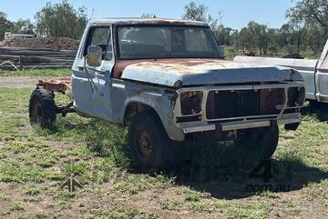 1980 FORD F250 UTE - INOPERABLE