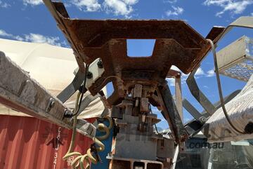 2011 Crommelins Single Axle Lighting Tower