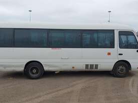 Toyota Coaster - picture0' - Click to enlarge
