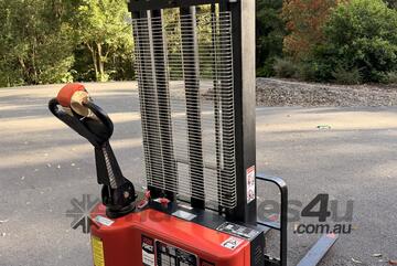 Electric Pallet Truck Walkie Stacker