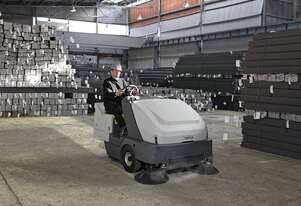 Nilfisk SR1601 Diesel Large Ride On Sweeper