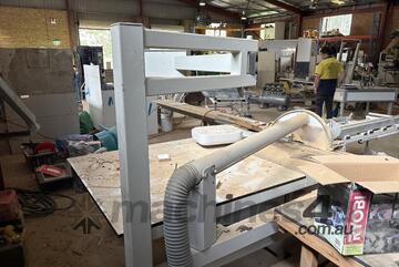 2007 Griggio Sliding Table Saw