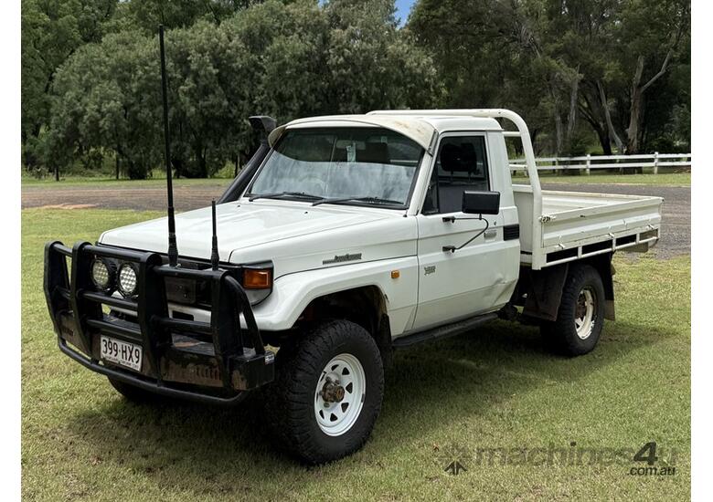2004 TOYOTA LANDCRUISER WORKMATE UTE