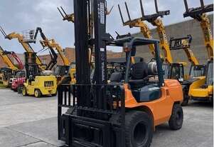 Toyota 2010   02-7FG40