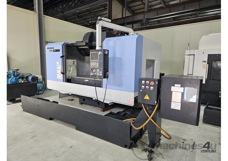 Doosan DNM750 (2016) Korea Vertical Machining Centre