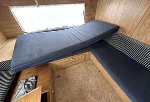 1993 Viscount 1876 Vogue Series Dual-Axle Caravan (Council Asset)