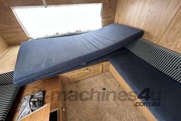 1993 Viscount 1876 Vogue Series Dual-Axle Caravan (Council Asset)