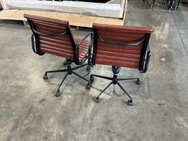 Office Chairs - picture0' - Click to enlarge