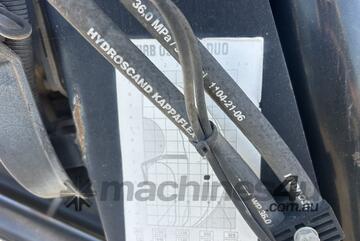 Hiab 2010   B-2 Duo Truck Crane