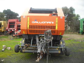Galliagni GA V6 Baler - picture0' - Click to enlarge