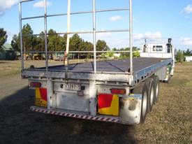 1988 41ft Trailer, 3 way pins EX condition - picture0' - Click to enlarge