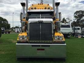 2012 Western Star 4864FX - picture1' - Click to enlarge