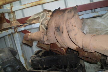 Engine Parts for Cummins 350 Truck Wrecking