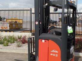 Used Forklift: R12C Genuine Pre-owned Linde - picture2' - Click to enlarge