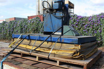 Hydraulic Scissor Lift Platform & Power Pack. Weg