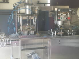 blister packaging machine - picture2' - Click to enlarge