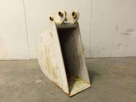UNUSED 330MM HIGH VOLUME TRENCH BUCKET SUIT 3-4T EXCAVATOR D811 - picture0' - Click to enlarge