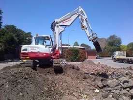 10T Excavator for Hire - picture2' - Click to enlarge